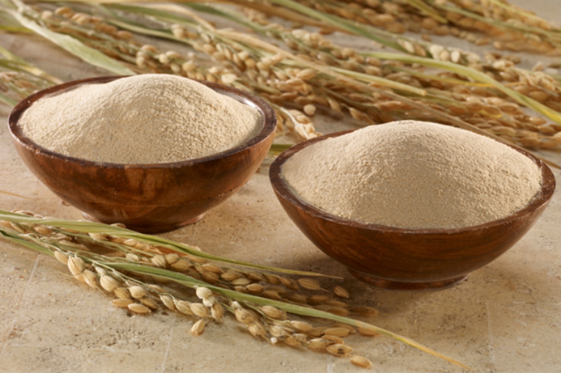 mỹ phẩm thiên nhiên từ bột cám gạo