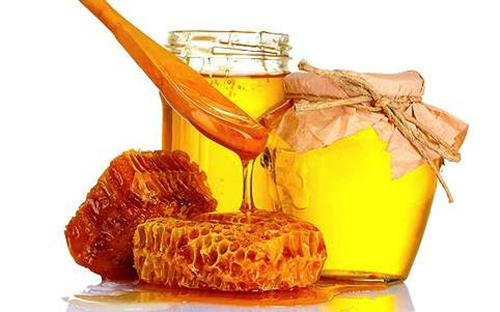 mỹ phẩm thiên nhiên giúp tóc hết xơ rối