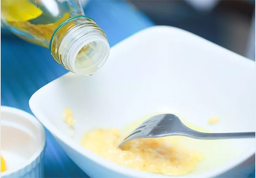 2 công thức tự làm mặt nạ dưỡng da từ trứng gà - 8