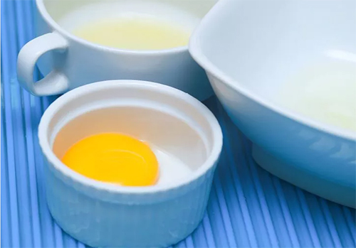 2 công thức tự làm mặt nạ dưỡng da từ trứng gà - 6