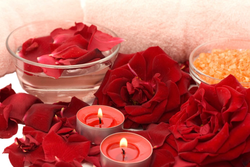 mỹ phẩm thiên nhiên từ hoa hồng
