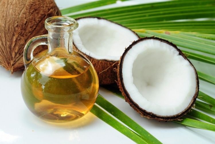 Mỹ phẩm thiên nhiên từ dầu dừa