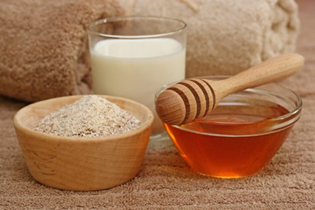 Mỹ phẩm thiên nhiên từ bột gạo giúp dưỡng trắng sáng mịn màng