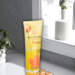 Sữa rửa mặt hạt nghệ ngừa mụn - Hình ảnh 3